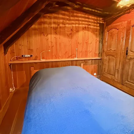 Casa vacanze Maison De Caractère En Montagne, Vue Et Nature Saint-Projet-de-Salers