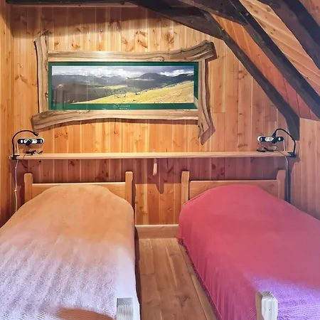 Dom wakacyjny Maison De Caractere En Montagne, Vue Et Nature Saint-Projet-de-Salers